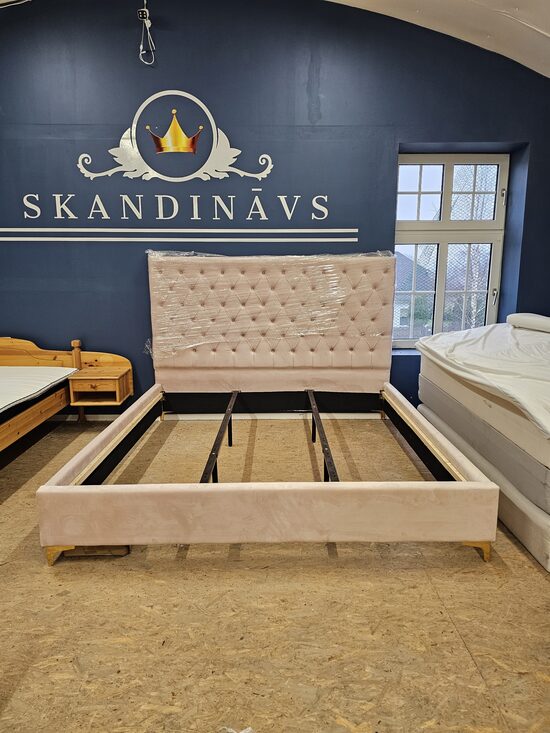 Divguļamās gultas rāmis