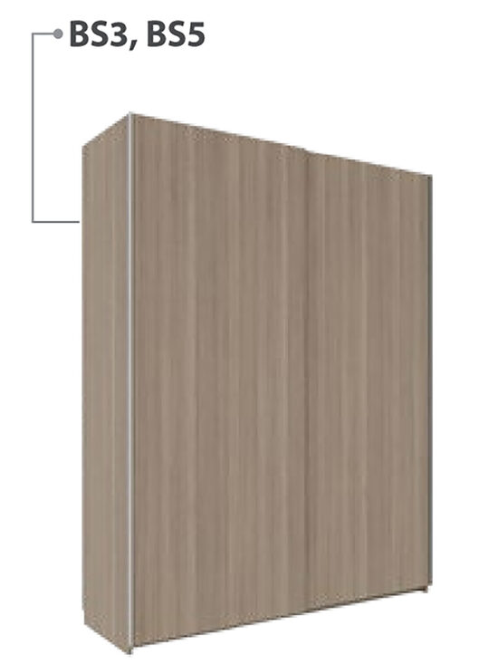 Skapis ar bīdāmām durvīm